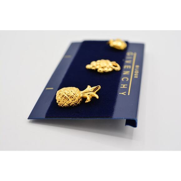 Givenchy Vintage Logo Pin Lapels Tac Set 4G Logo Fruit Grapes Apple Signed BinAJ - Picture 6 of 12